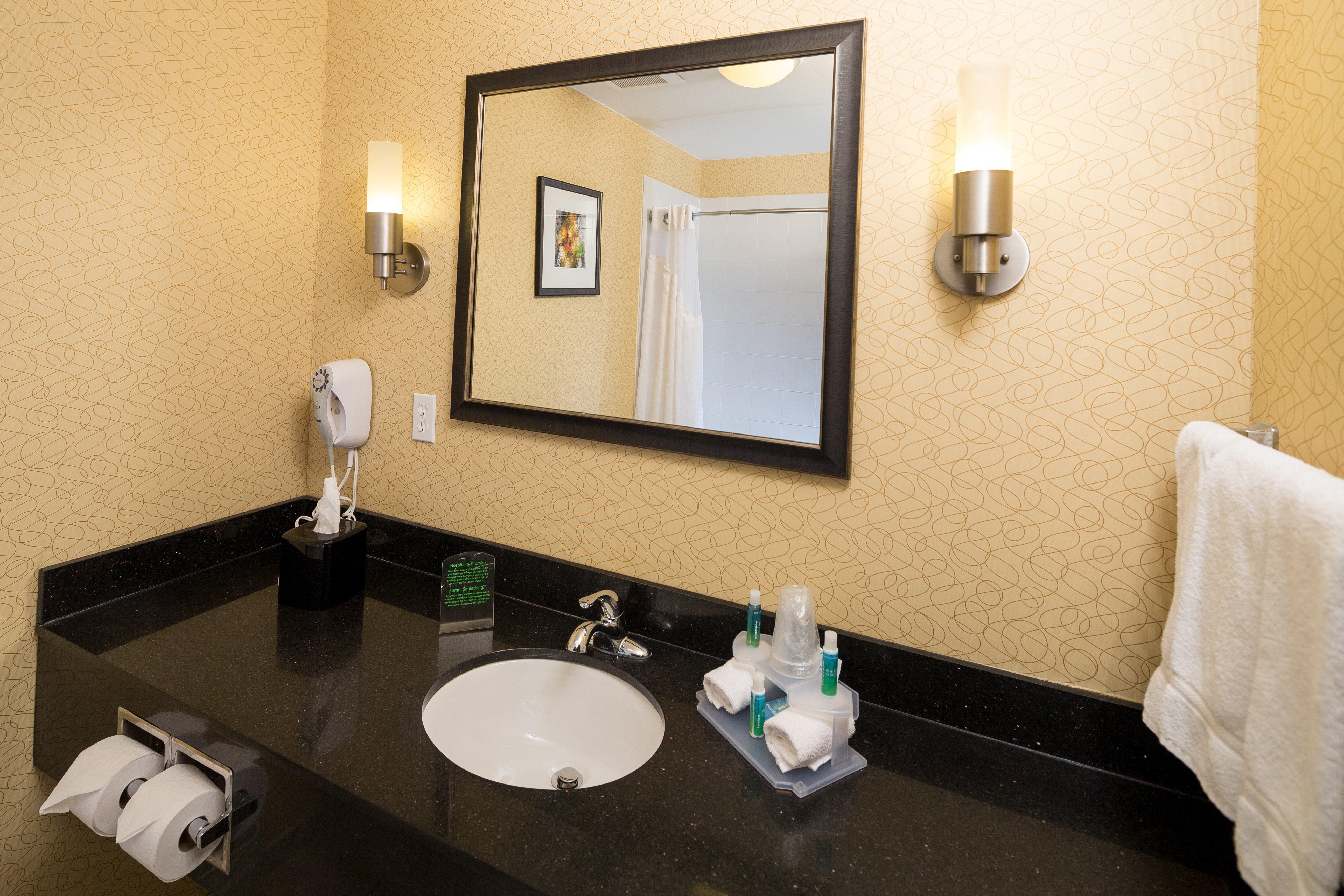 Holiday Inn Express And Suites Detroit North-Troy By Ihg Ngoại thất bức ảnh