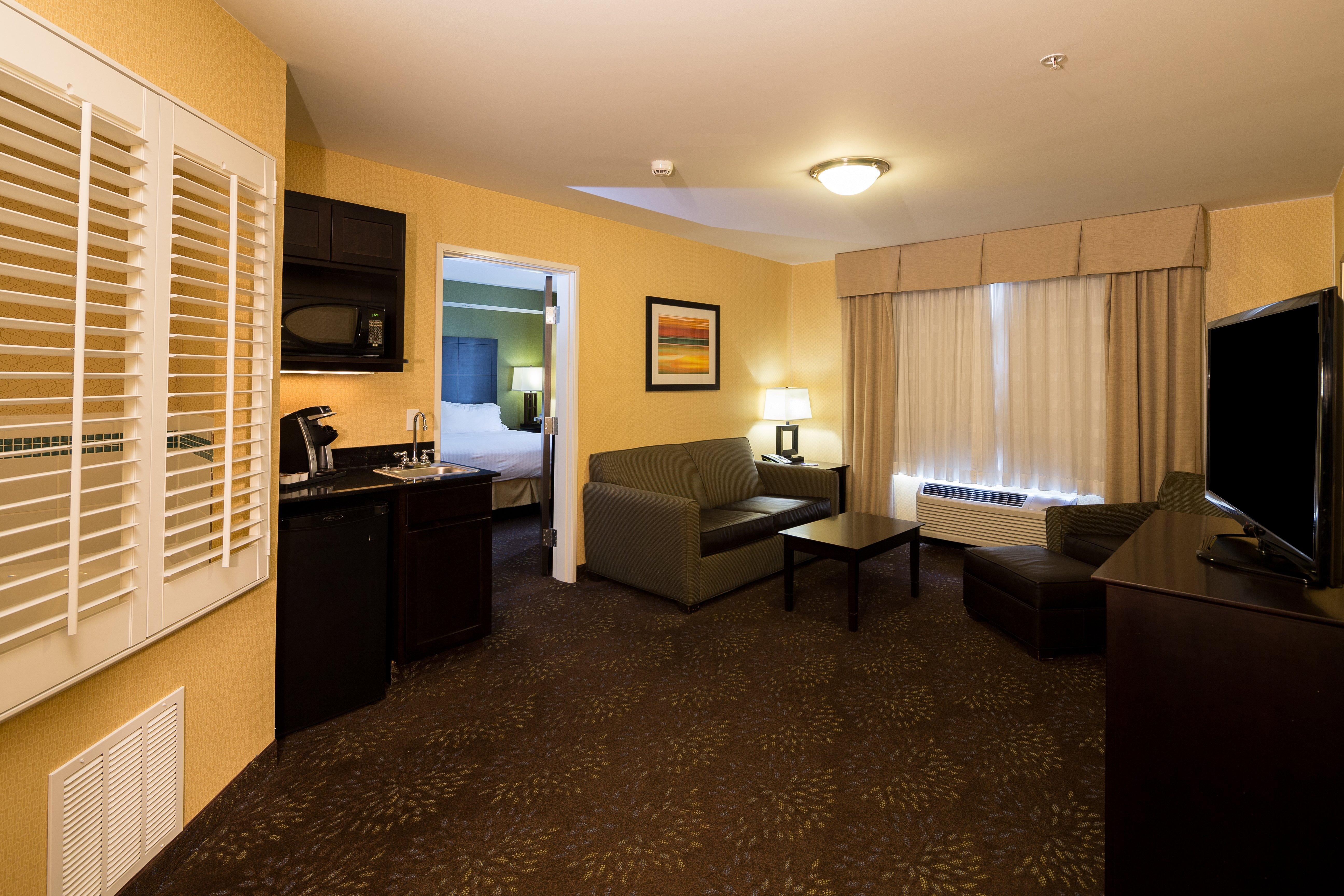 Holiday Inn Express And Suites Detroit North-Troy By Ihg Ngoại thất bức ảnh