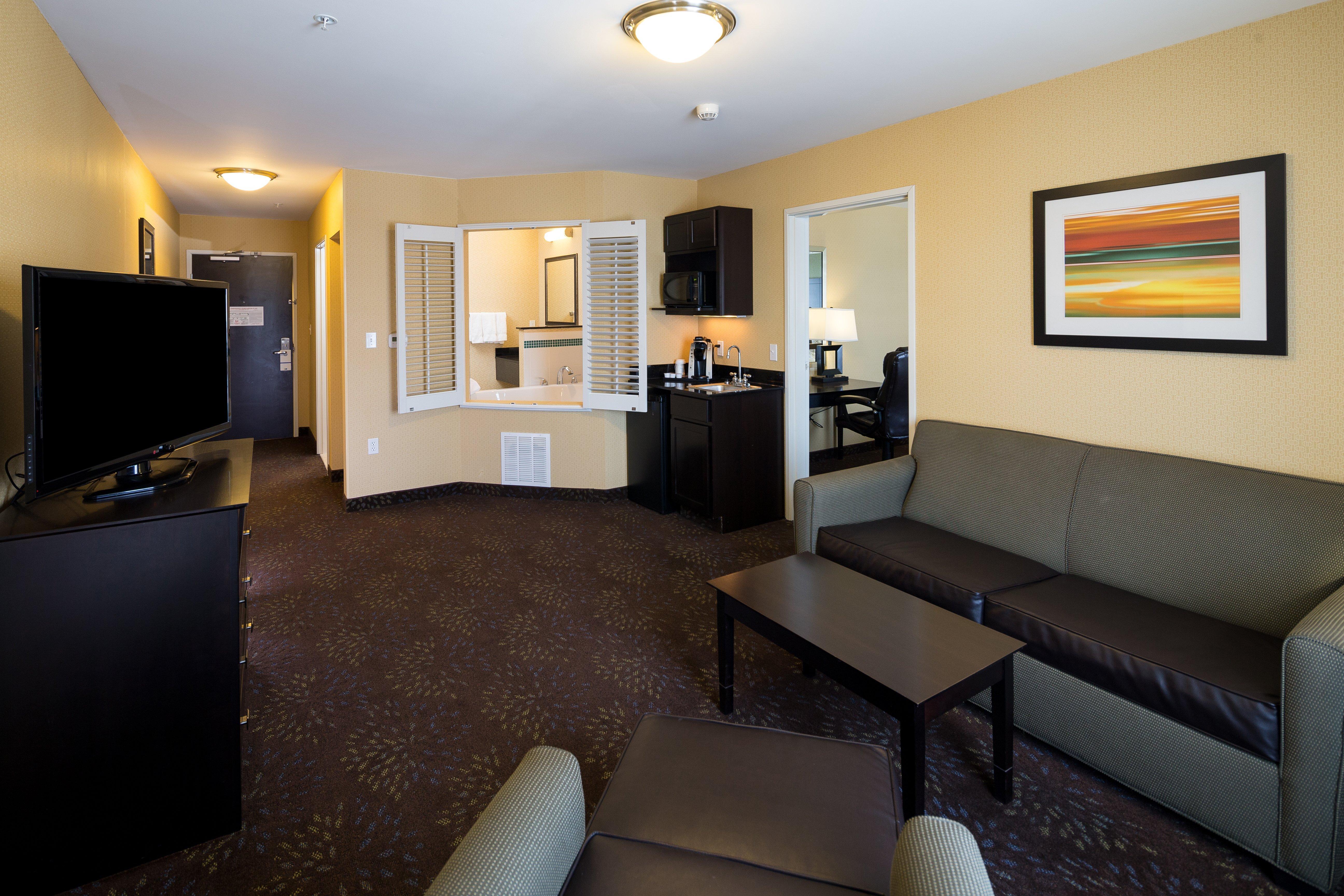 Holiday Inn Express And Suites Detroit North-Troy By Ihg Ngoại thất bức ảnh